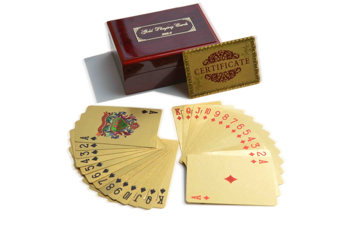 pl2875366-collectibles_custom_playing_cards_with_small_simple_wood_box_for_souvenir.jpg
