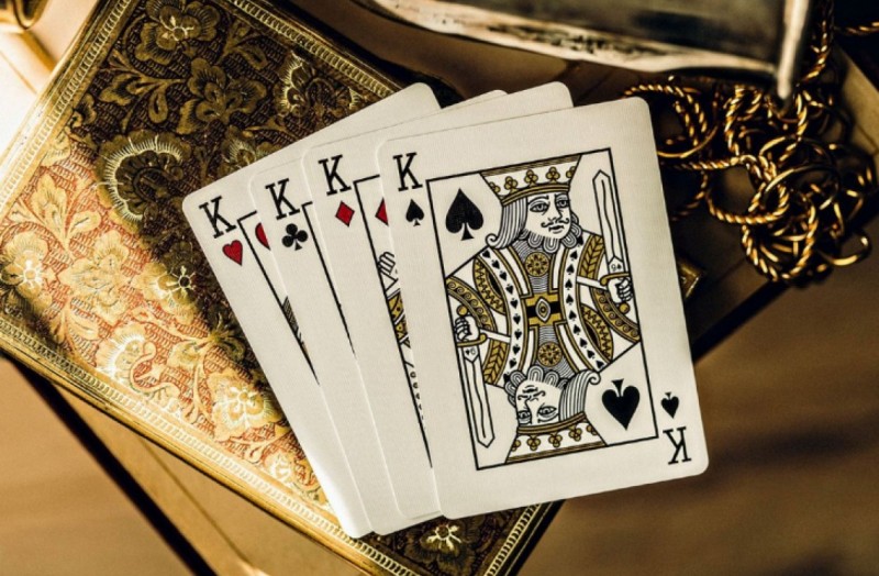 AURELIANPLAYING-CARDS5-1190x780.jpg